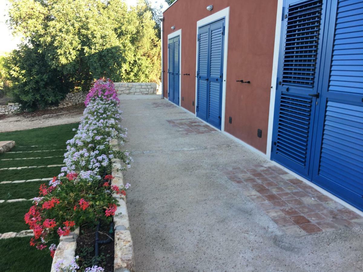 Villa Casa Dei Granati à Rosolini Extérieur photo
